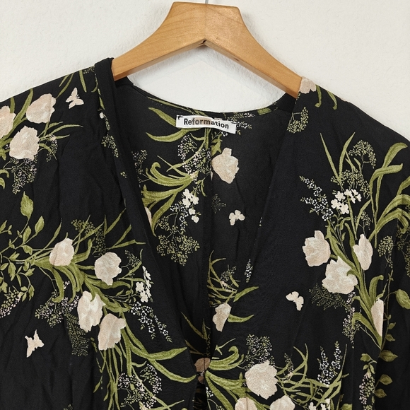 Reformation Lemongrass Floral Boho Wide Leg Jumpsuit V-neck Peek-a-boo Bodice 10 - Picture 13 of 16